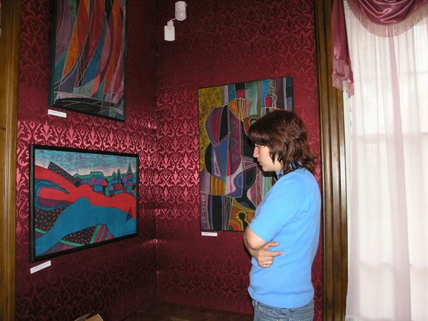 Экспозиции: Рукотворное чудо: батик Елены Ширяевой в Ярославле
