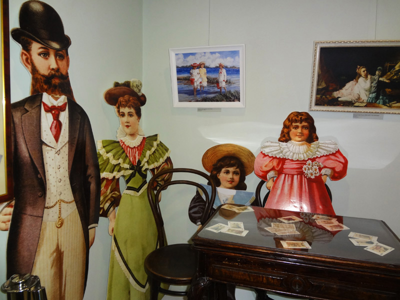 Экспозиции: Семья за ломберным столом. 1900-е гг.
