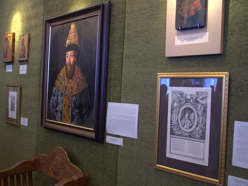Экспозиции: Выставка «Дом Романовых: цари, личности, люди» в Рыбинском музее

