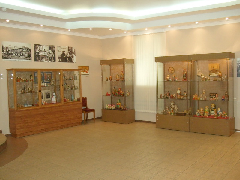 Экспозиции: Зал экспозиции Выставки «Музей русской матрёшки»
