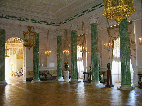 Экспозиции: Большой дворец Павловска, Греческий зал
