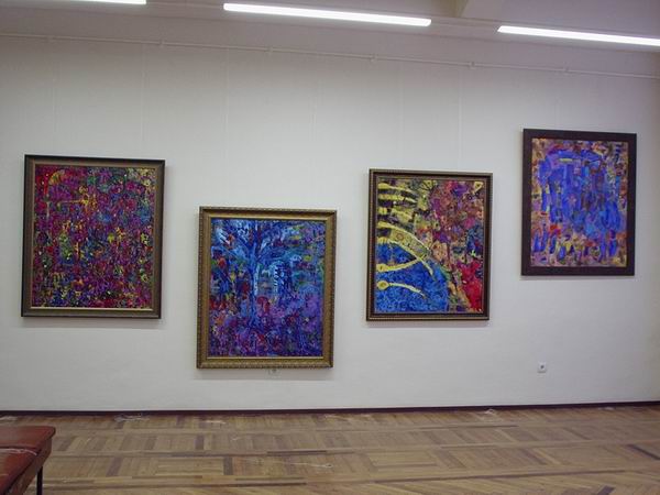 Экспозиции: Счастье творить в Екатеринбургском музее изобразительных искусств
