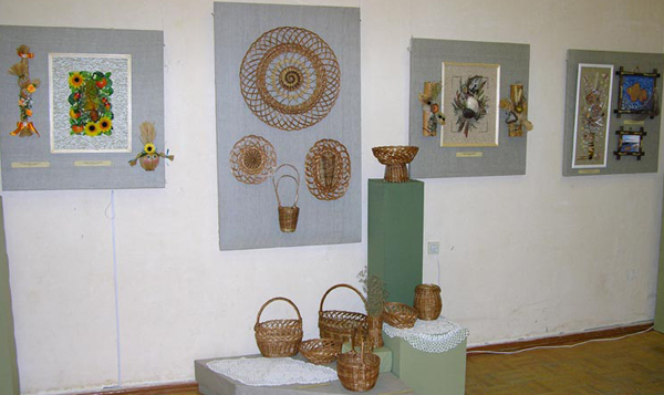 Экспозиции: Выставка Живое дерево ремесел в Рыбинске

