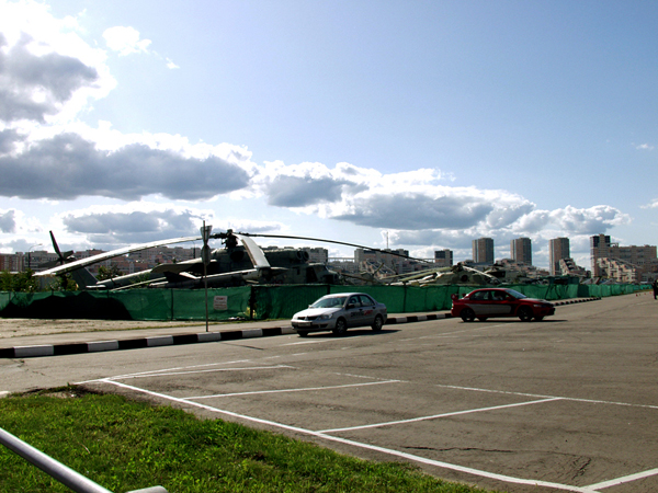 Экспозиции: Стоянка самолетов и вертолетов на   Ходынском поле
