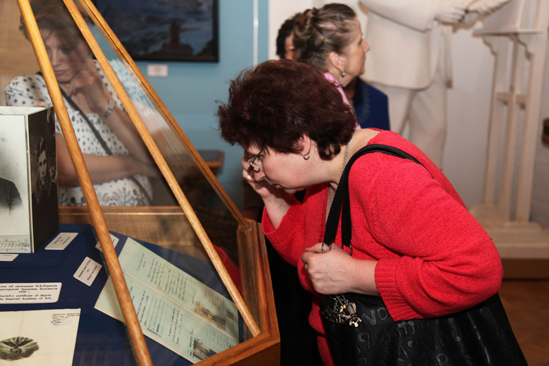 Экспозиции: Международный День музеев. Посетители Музея имени Н.К.Рериха
