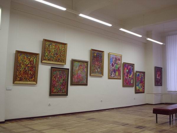 Экспозиции: Счастье творить в Екатеринбургском музее изобразительных искусств
