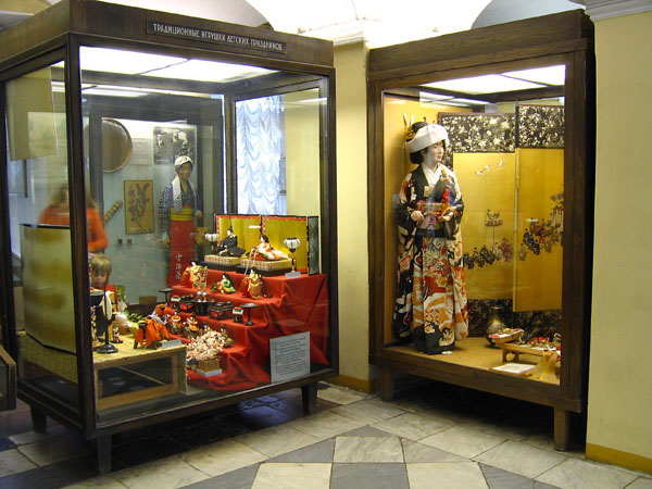 Экспозиции: Япония (костюм невесты)
