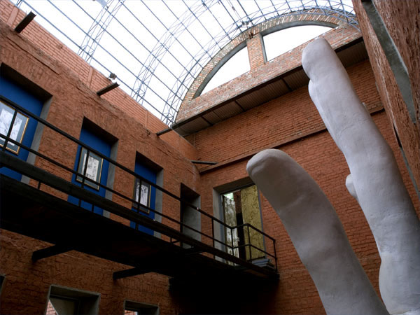 Экспозиции: Внутренний двор музея, Аркада Большого Ангела

