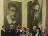 Открытие выставки к 100-летию Л.Ошанина в Рыбинском музее. Май 2012.
