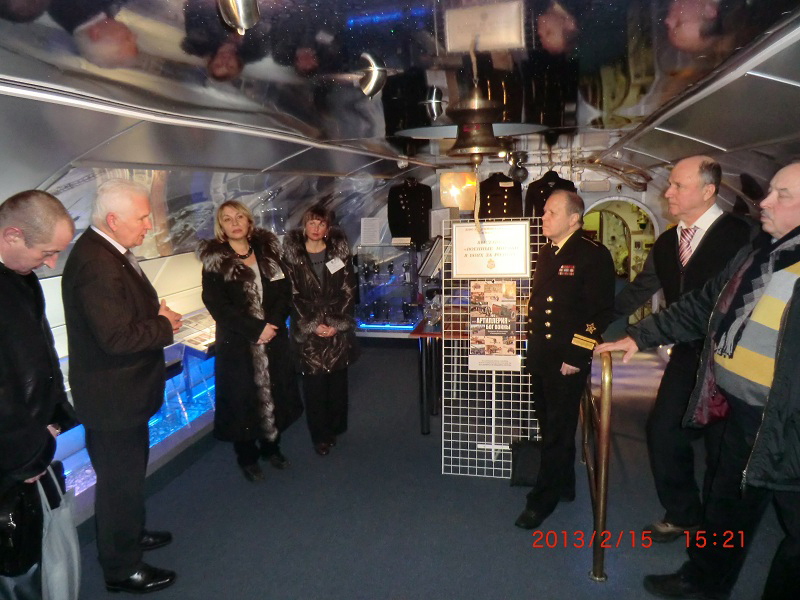 Экспозиции: Открытие выставки «Военные моряки в боях за Родину»
