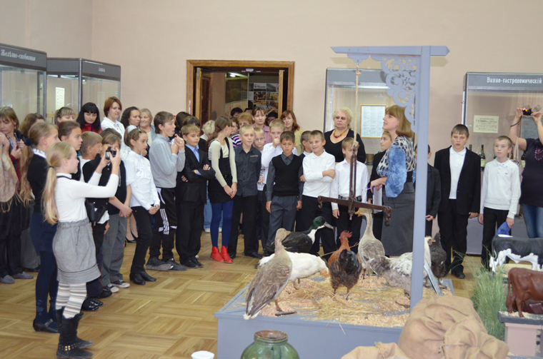 Экспозиции: Мелкорозничная торговля в посаде Азов
