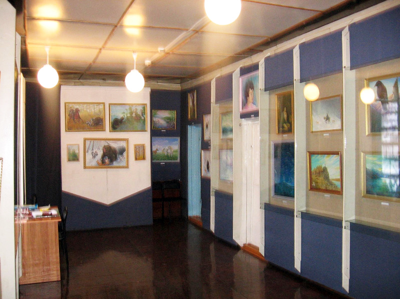 Экспозиции: Выставка баунтовского художника Г.П. Беспрозванных
