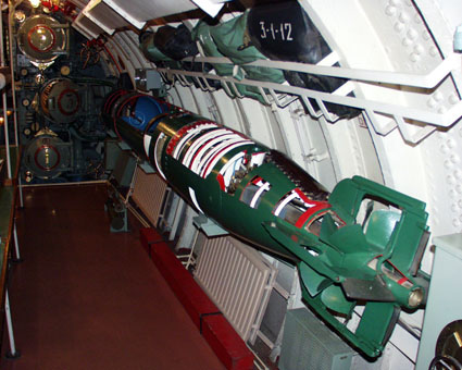 Экспозиции: Мемориальный комплекс Подводная лодка Д-2  Народоволец

