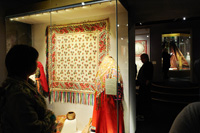 Выставочный проект “Русские ситцевые платки XIX – начала XX века”
