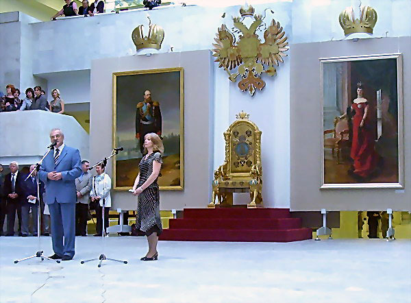 Экспозиции: Открытие выставки Император Александр III и императрица Мария Федоровна в Манеже 6 сентября 2006 года
