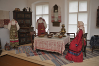 Экспозиции: Выставка Красным девицам гуляньице. Каргопольский музей
