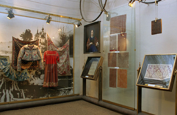 Экспозиции: Музей ивановского ситца
