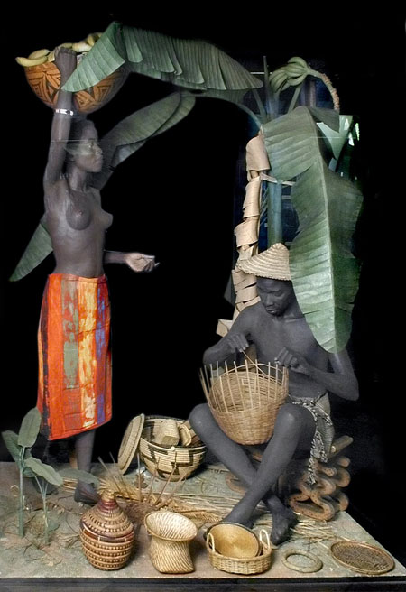 Экспозиции: Африка (плетение корзин)
