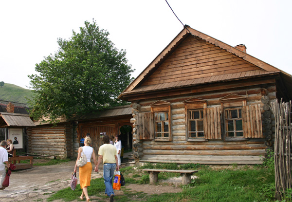 Экспозиции: Дом-музей И.Е. Репина в с. Ширяево

