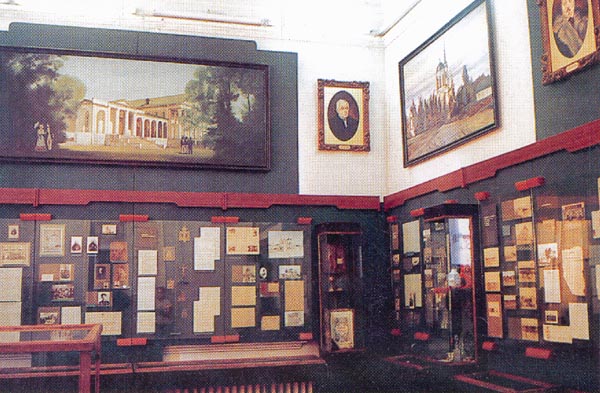 Экспозиции: Фрагмент экспозиции краеведческого музея
