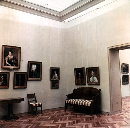 Экспозиции: Картинная галерея г. Новгород
