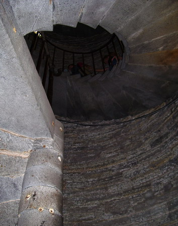 Экспозиции: Лестница, ведущая на колоннаду Исаакиевского собора
