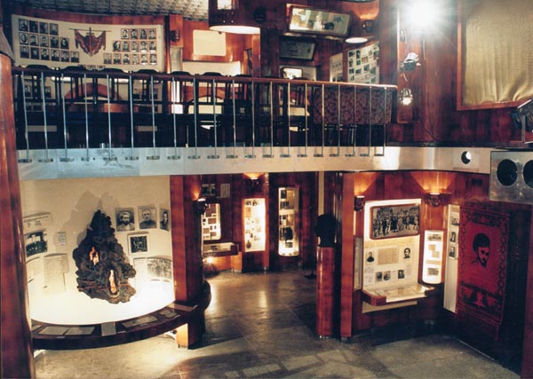 Экспозиции: Музей. Общий вид изнутри
