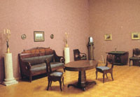 Экспозиции: Малая гостиная - комната Пушкина
