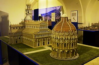 Соборная площадь Пизы. Макет. Выставка Италия в миниатюре
