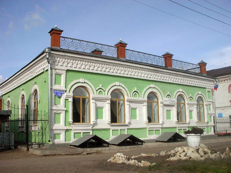 Экспозиции: Здание, где находится дирекция музея-заповедника Мариинск исторический
