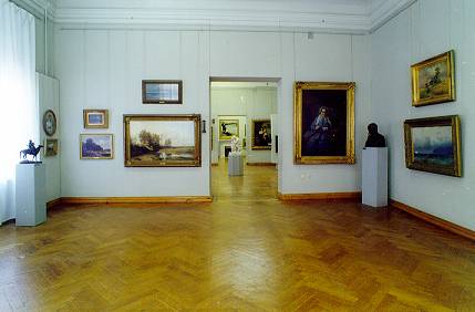 Экспозиции: Экспозиция зала Русский пейзаж середины XIX в.
