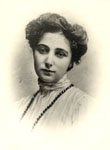 Н.Н. Литовцева, актриса Казанского театра в 1898 - 1900 гг., жена В.И. Качалова, актриса и режиссер МХТ с 1901 г.
