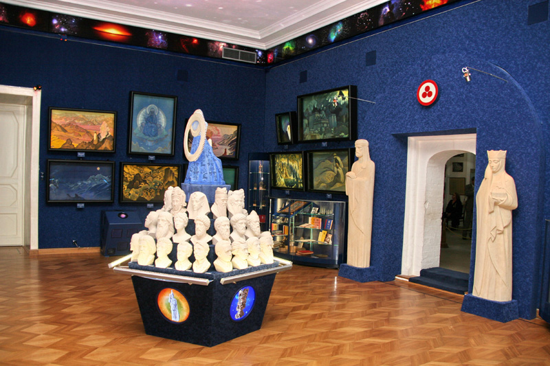 Экспозиции: Международный Центр-Музей имени Н.К.Рериха. Зал Живой Этики.
