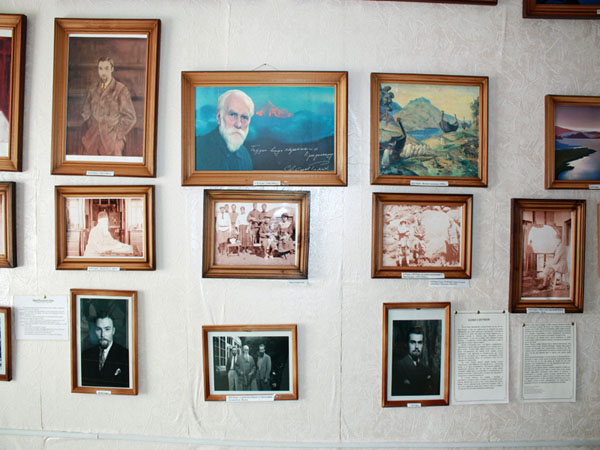 Экспозиции: Выставочный зал Н.К. Рериха (фрагмент)
