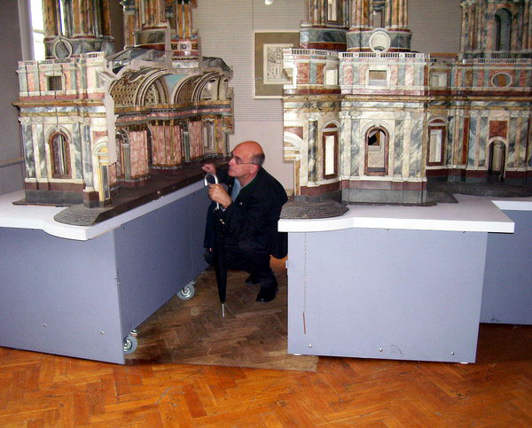 Экспозиции: Модель Исаакиевского собора. Проект А. Ринальди
