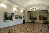 Экспозиция итальянского искусства в Гербовом зале дворца
