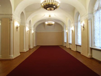 Выставочный зал Ленинградской области Смольный
