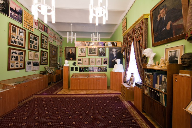 Экспозиции: Выставочный зал Музея имени Н.Г. Рубинштейна
