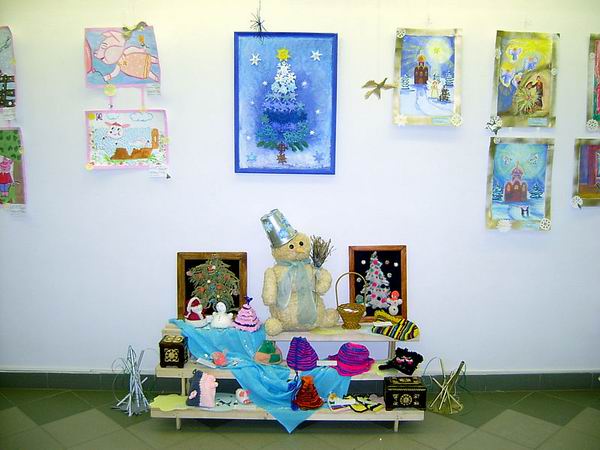 Экспозиции: Выставка-продажа детского творчества Рождественские сны в Воткинске
