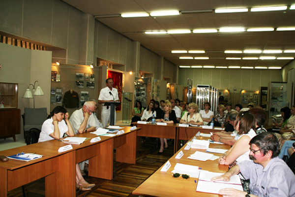 Экспозиции: Краеведческие чтения, посвященные 55-летию образования Белгородской области. 10 июня 2009 года
