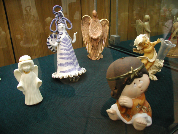 Экспозиции: Рождественская выставка Взгляни на дом свой, ангел в Ярославском музее
