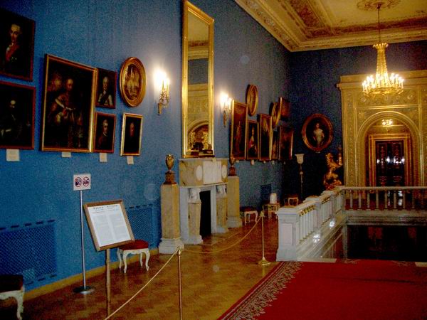 Экспозиции: Выставка Краски истории (живопись из собрания Гатчинского дворца)
