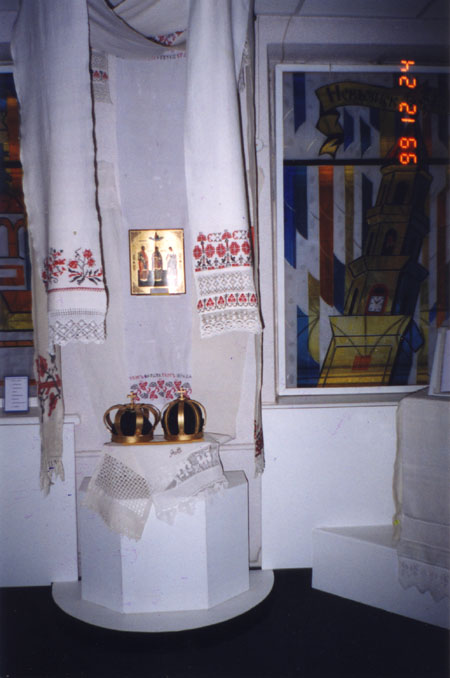 Экспозиции: Фрагмент выставки Христианство. Наследие и традиции. Декабрь 1999 г.
