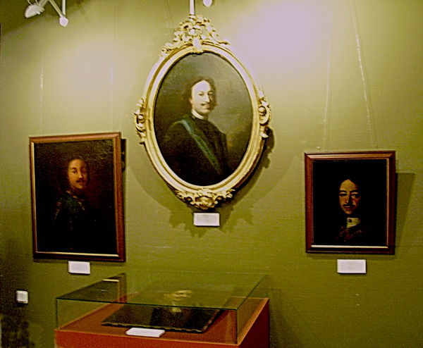 Экспозиции: Портреты Петра I на выставке портрета в Музее истории Санкт-Петербурга
