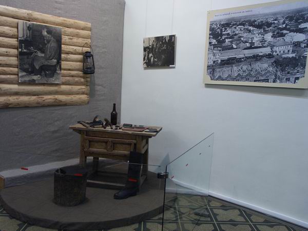 Экспозиции: Выставка Кимрский сапожок во Владимире
