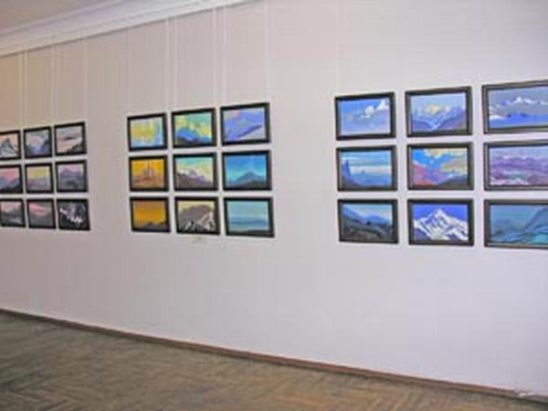 Экспозиции: Выставка подлинных картин Н.К.Рериха и С.Н.Рериха
