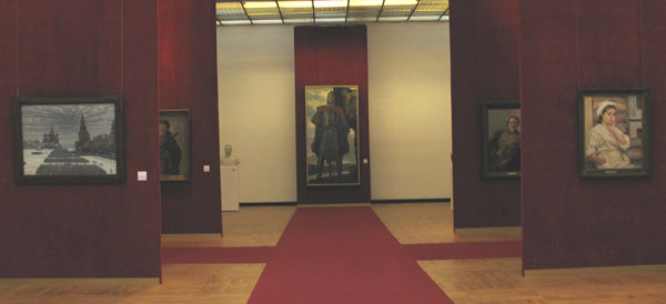 Экспозиции: Зал выставки, посвященной 60-летию Победы
