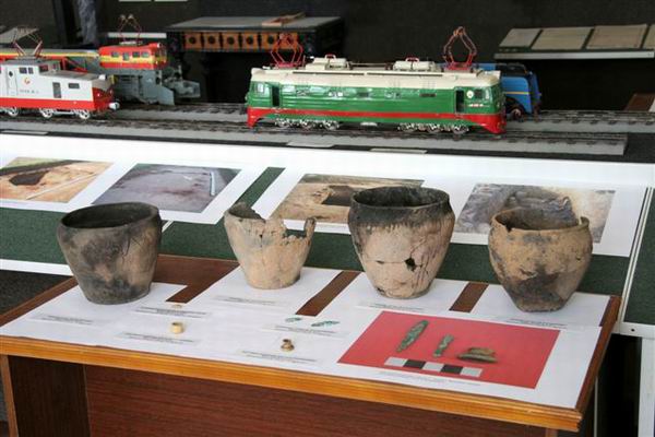 Экспозиции: Выставка археологических находок Дорогами прошлого
