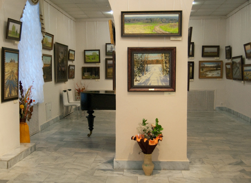 Экспозиции: В залах галереи. Выставка Татьяны Юшмановой
