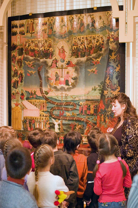 Экспозиции: Светлый праздник Рождества в Музее истории религии
